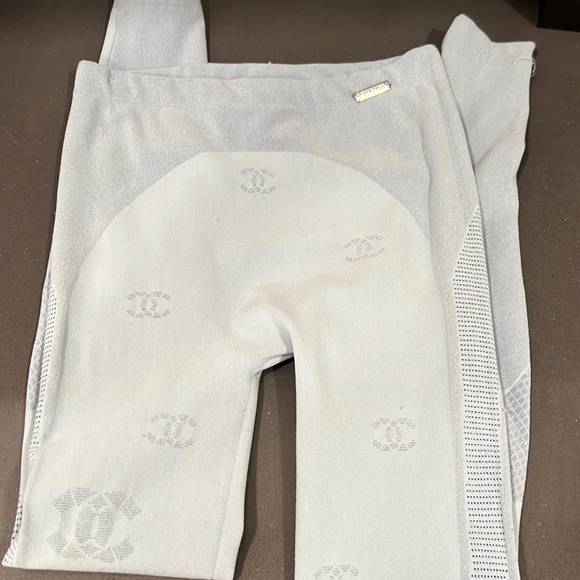 CHANEL, Pants & Jumpsuits, Chanel Leggings 22